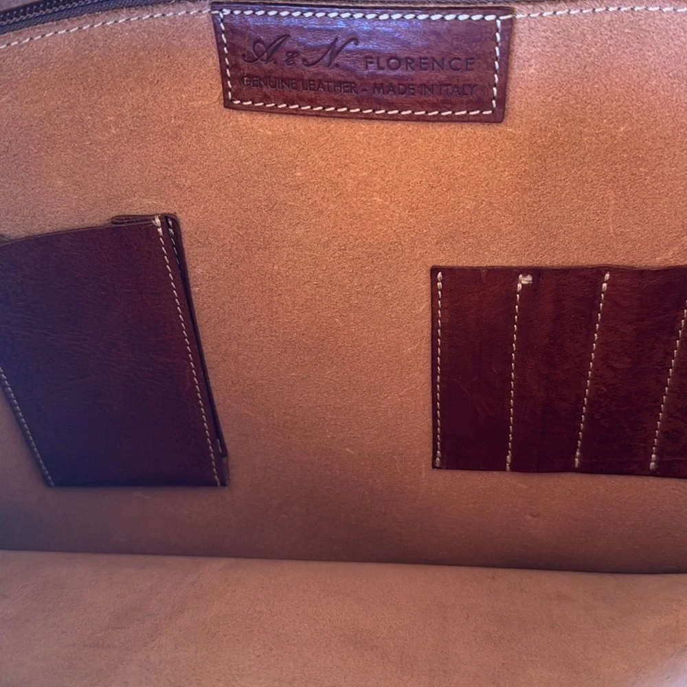 🍍 A&N  FLORENCE leather document bag classic Brown No key🍍16” width 🍍12” length - Picture 8 of 9